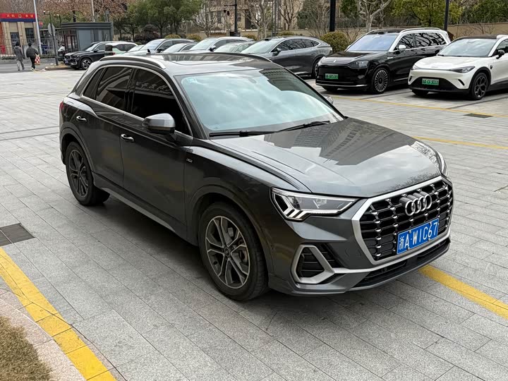 Фото 3 - Audi Q3