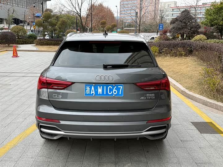 Фото 9 - Audi Q3