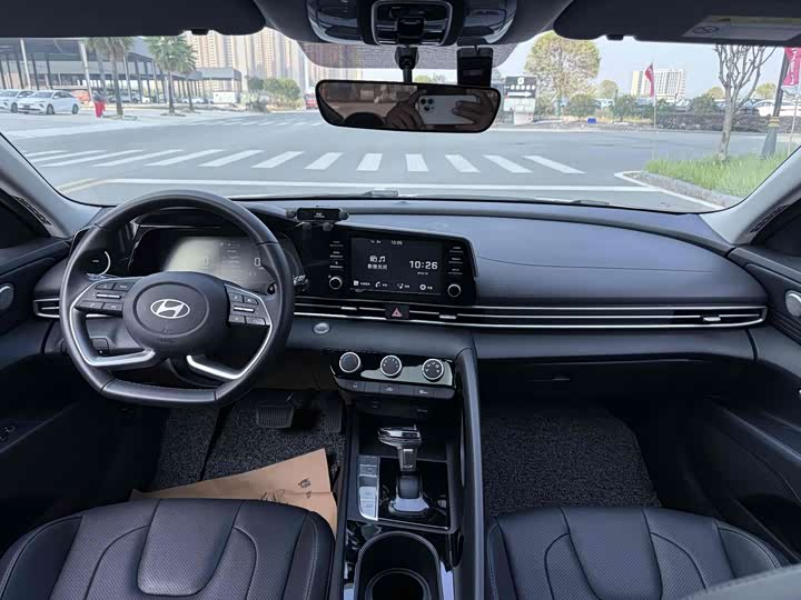 Фото 8 - Hyundai Elantra N line