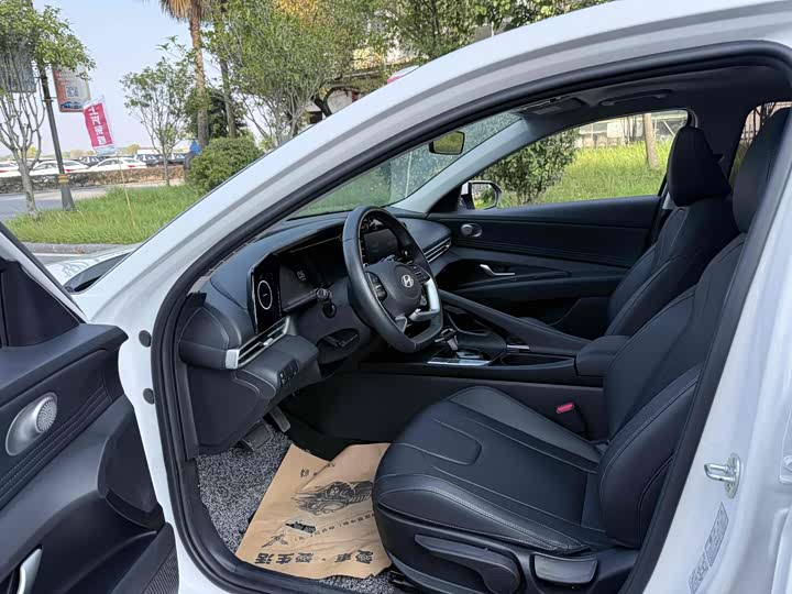 Фото 9 - Hyundai Elantra N line