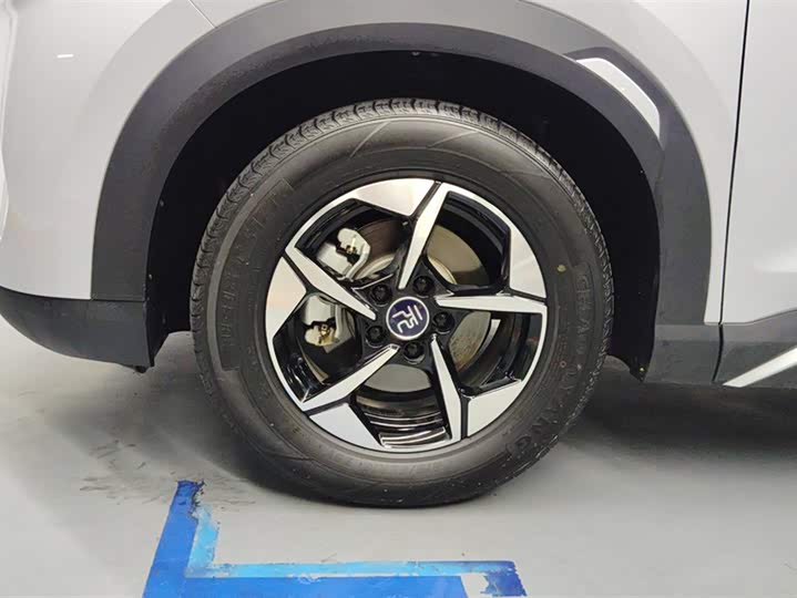 Фото 6 - BYD Yuan Up