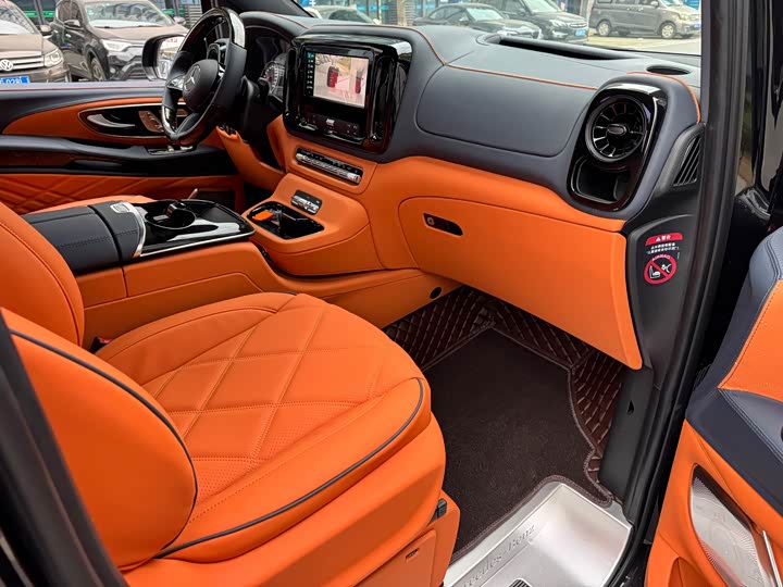 Фото 9 - Mercedes-Benz Vito