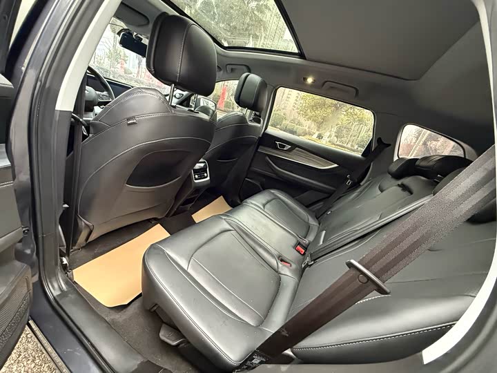 Фото 9 - Chery Tiggo 8 Plus