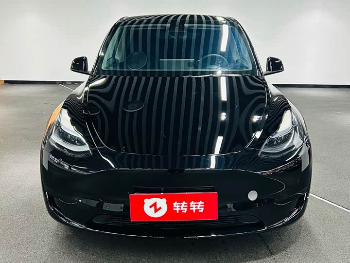 Фото 2 - Tesla Model Y