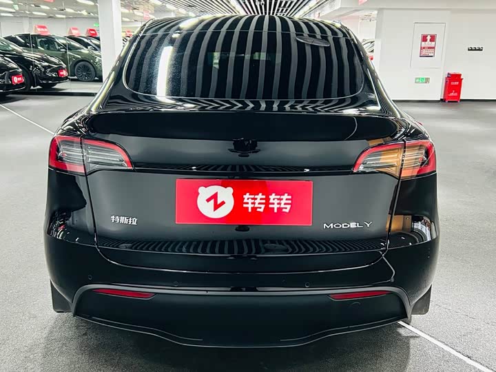 Фото 5 - Tesla Model Y