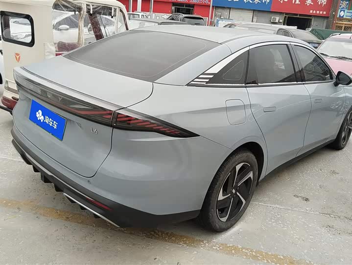 Фото 3 - Geely Galaxy L6