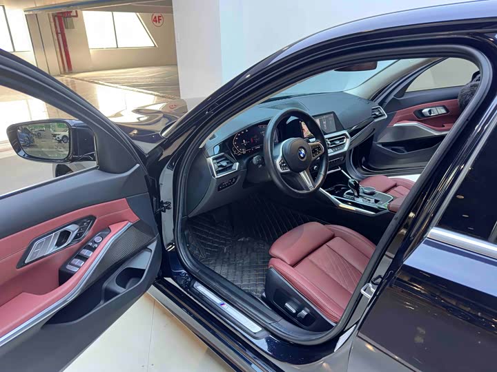 Фото 9 - BMW 3 Series