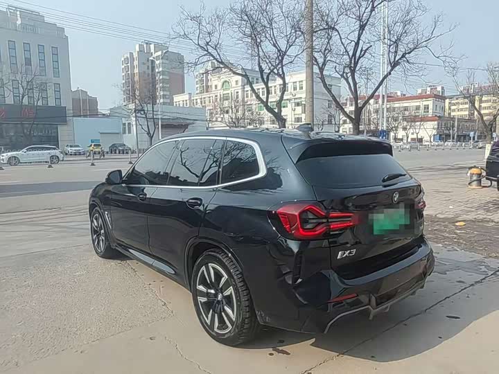 Фото 3 - BMW iX3