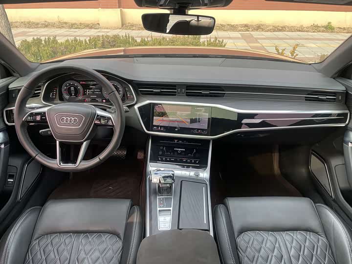 Фото 7 - Audi A6L