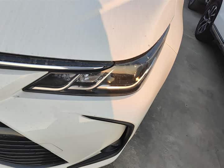 Фото 5 - Toyota Corolla