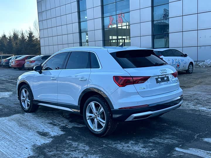 Фото 5 - Audi Q3