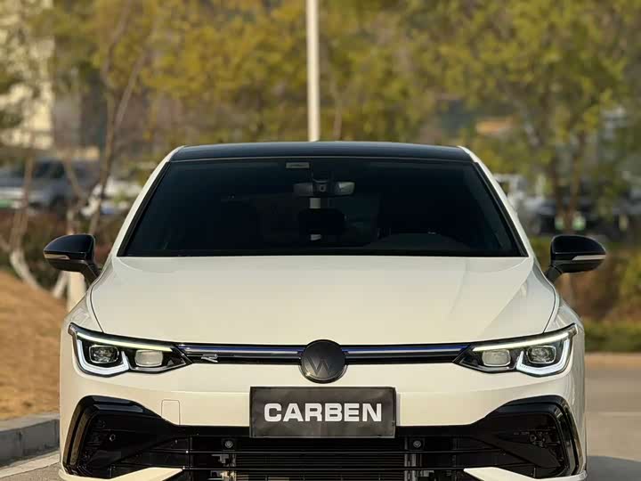 Фото 3 - Volkswagen Golf