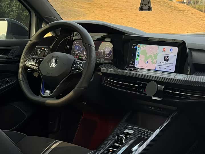 Фото 6 - Volkswagen Golf