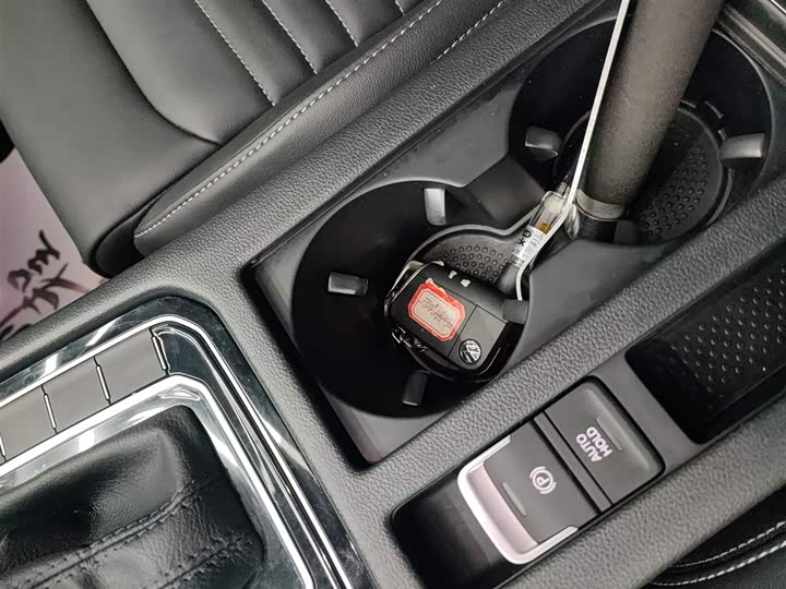 Фото 9 - Volkswagen Magotan