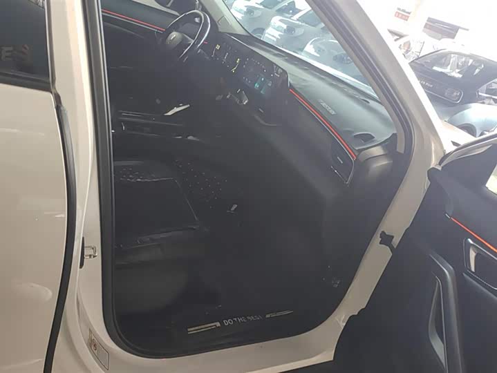 Фото 8 - Bestune T55