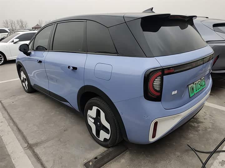 Фото 5 - BAIC Arcfox Kaola