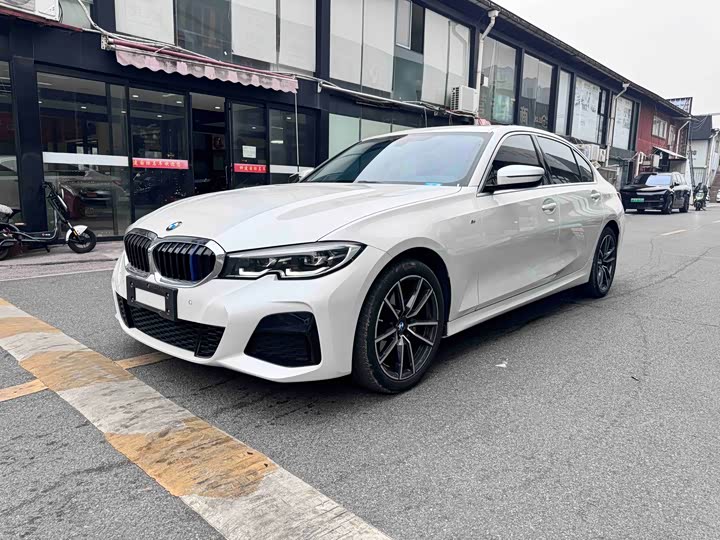 Фото 1 - BMW 3 Series