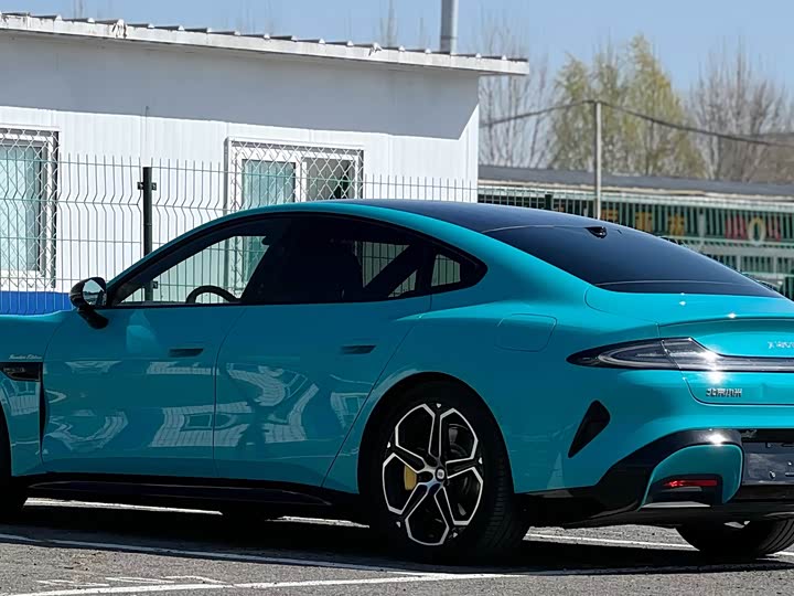 Фото 5 - Xiaomi SU7