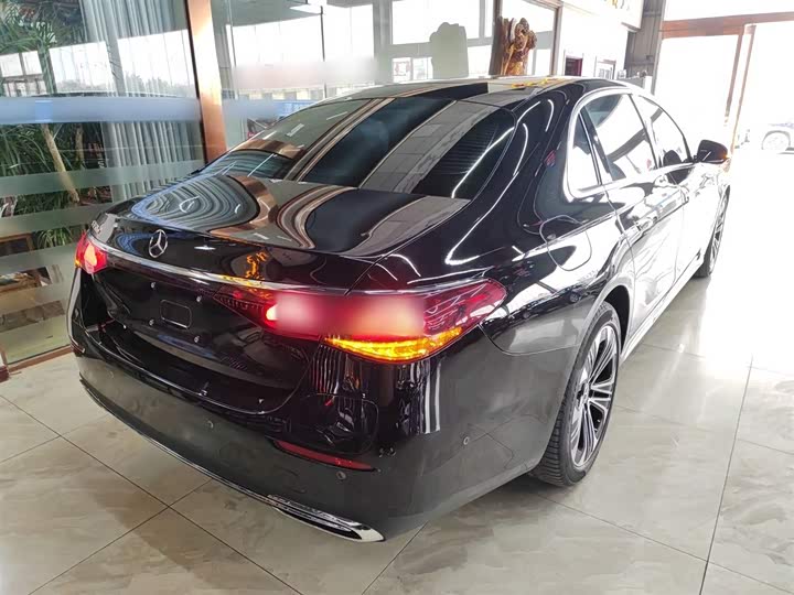 Фото 7 - Mercedes-Benz E-Class Hybrid