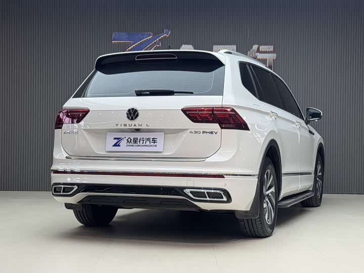 Фото 3 - Volkswagen Tiguan L Hybrid