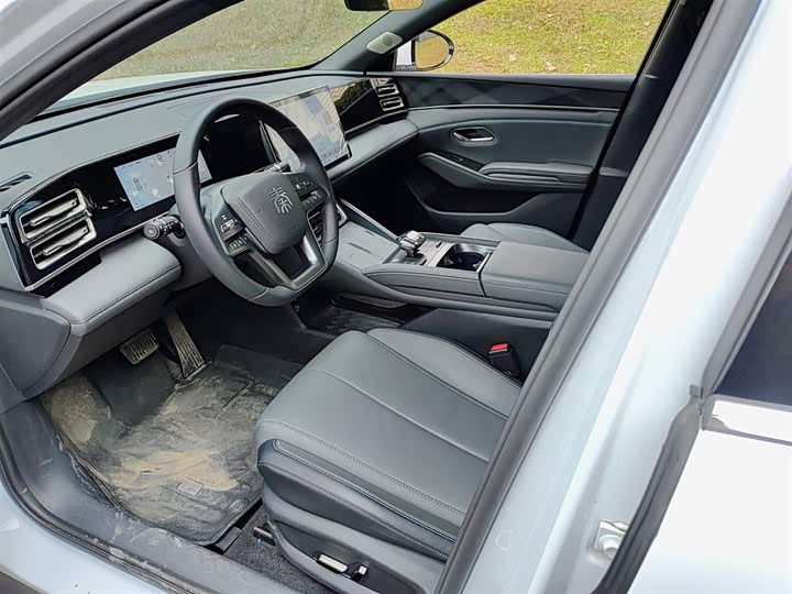 Фото 7 - BYD Qin L