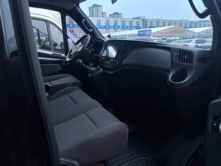 Фото 5 - Foton Tuyano