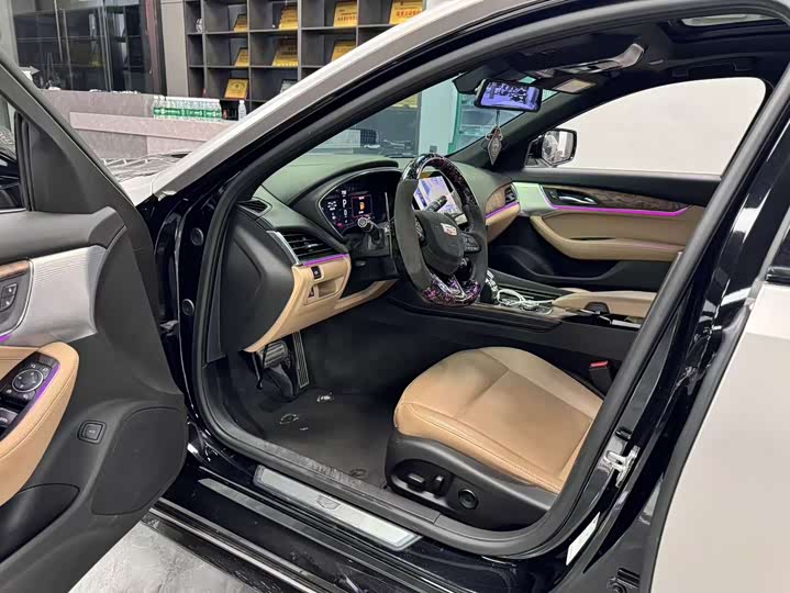 Фото 7 - Cadillac CT5