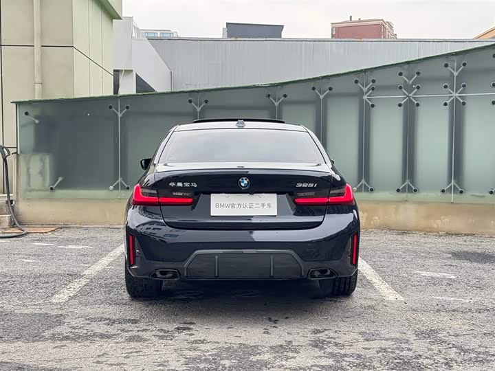 Фото 4 - BMW 3 Series