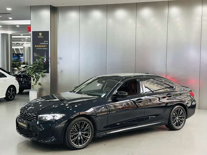 Фото 1 - BMW 3 Series