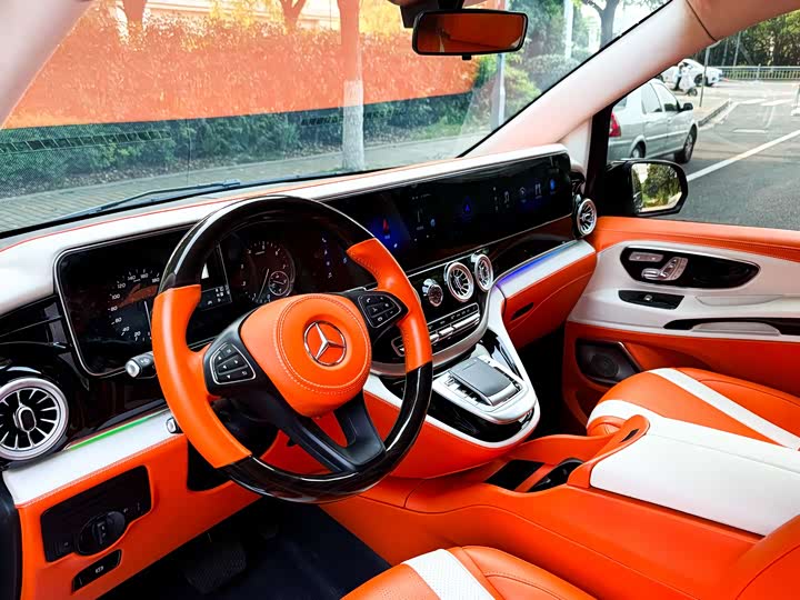 Фото 7 - Mercedes-Benz Vito