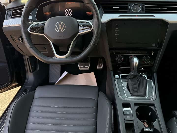 Фото 4 - Volkswagen Magotan