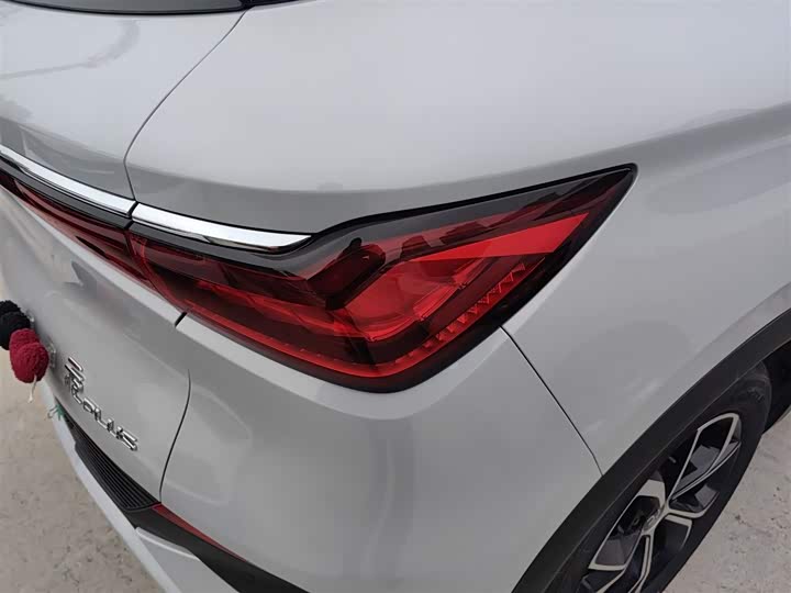 Фото 8 - BYD Yuan Plus