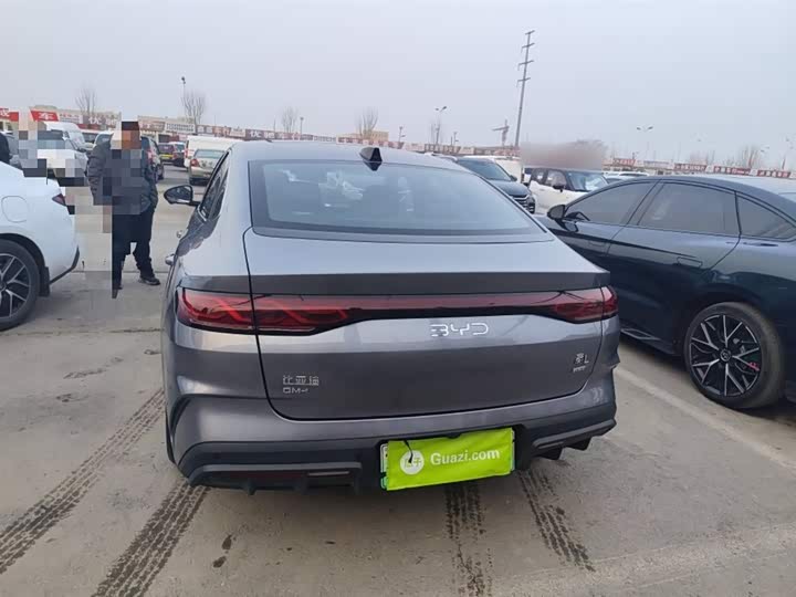 Фото 6 - BYD Qin L