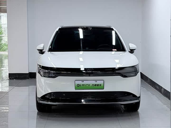 Фото 2 - Zeekr 7X