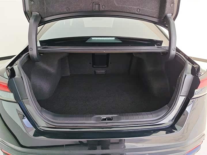 Фото 4 - Nissan Teana