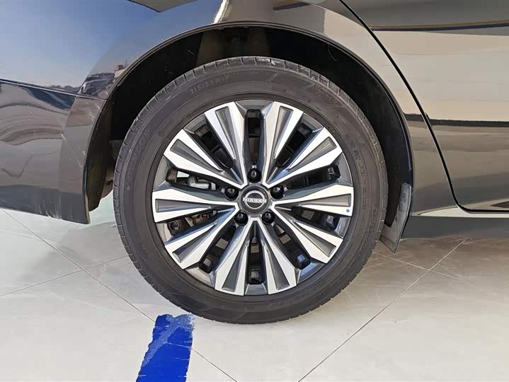 Фото 6 - Nissan Teana