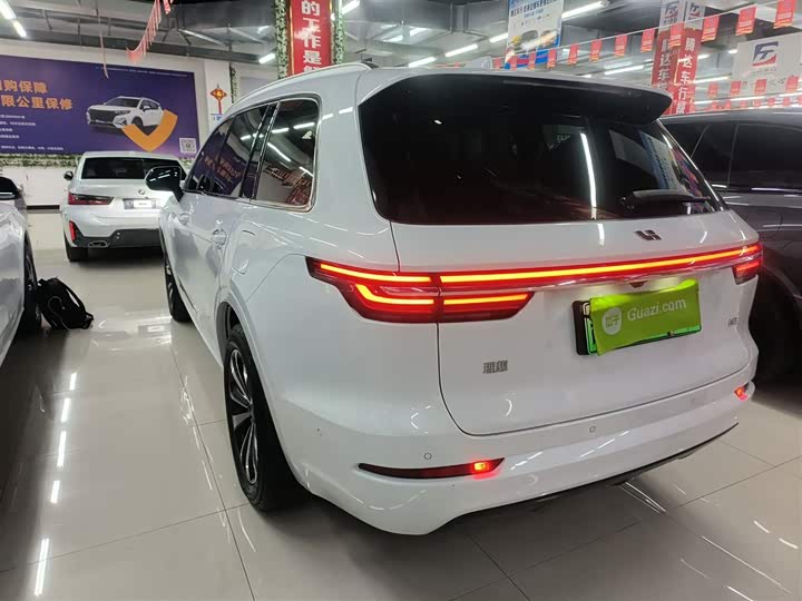 Фото 5 - LiXiang One