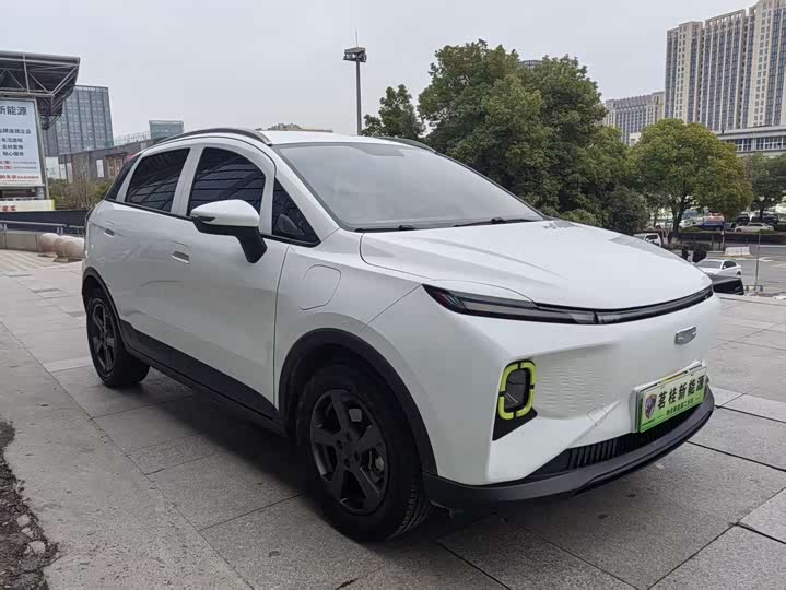 Фото 7 - Geely Geometry E Firefly