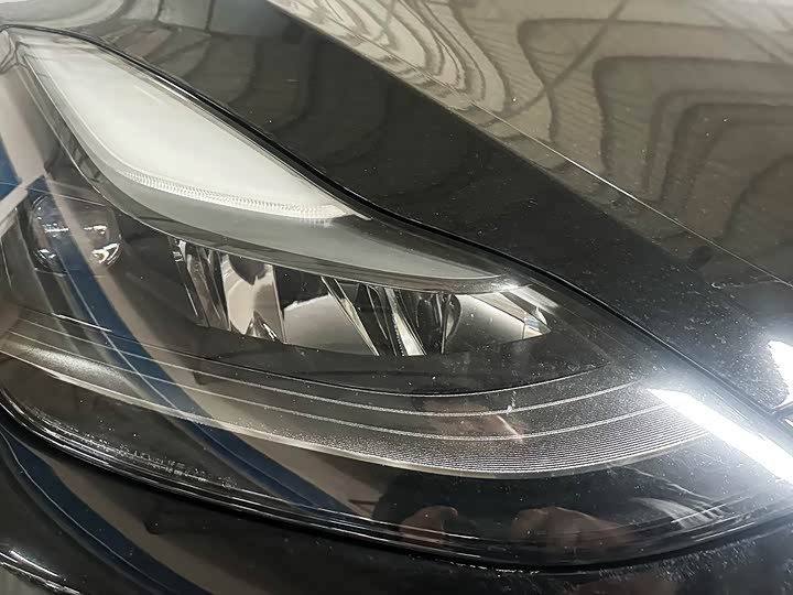 Фото 8 - Tesla Model Y