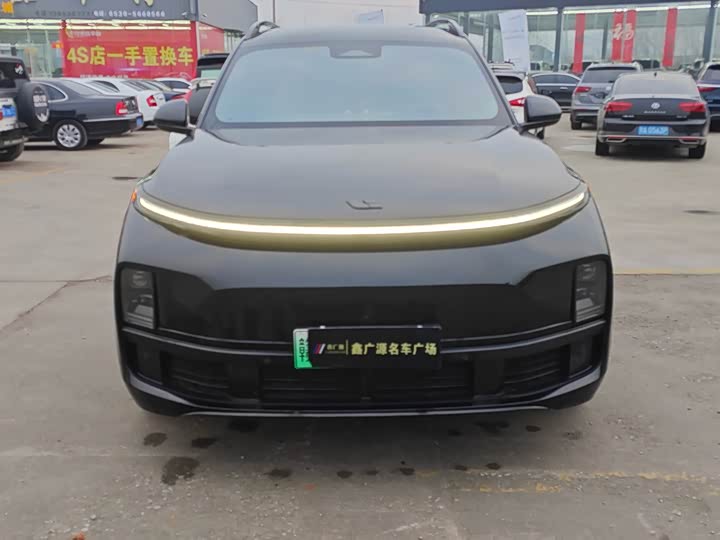 Фото 1 - LiXiang L8