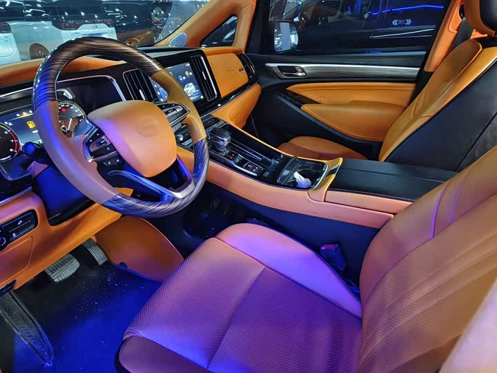 Фото 4 - GAC Trumpchi M8