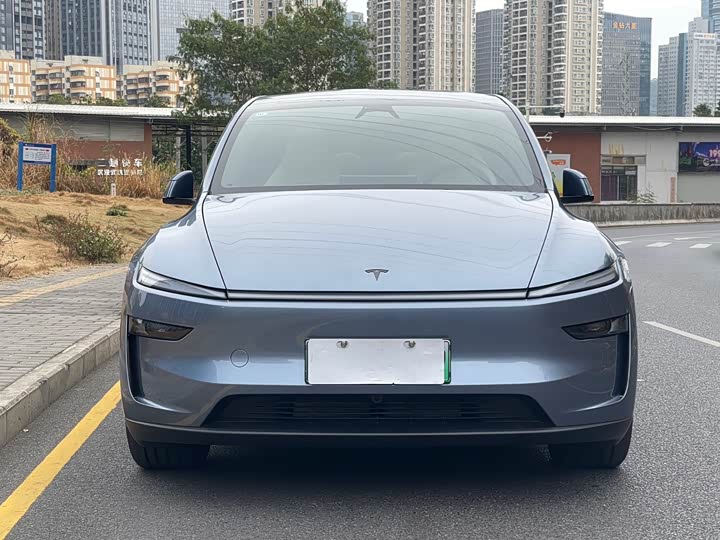 Фото 2 - Tesla Model Y