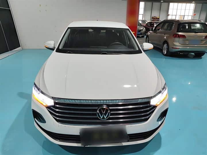 Фото 3 - Volkswagen Lavida