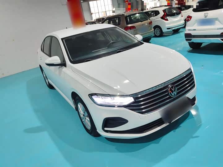 Фото 4 - Volkswagen Lavida