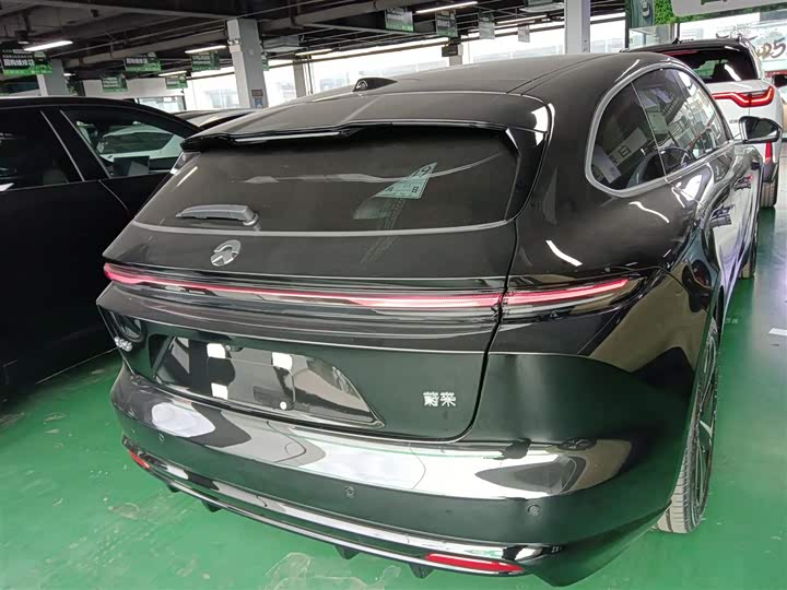 Фото 6 - Nio ET5T