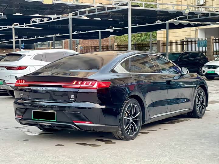 Фото 6 - BYD Han