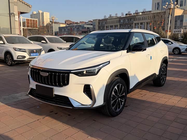 Фото 1 - Geely Atlas