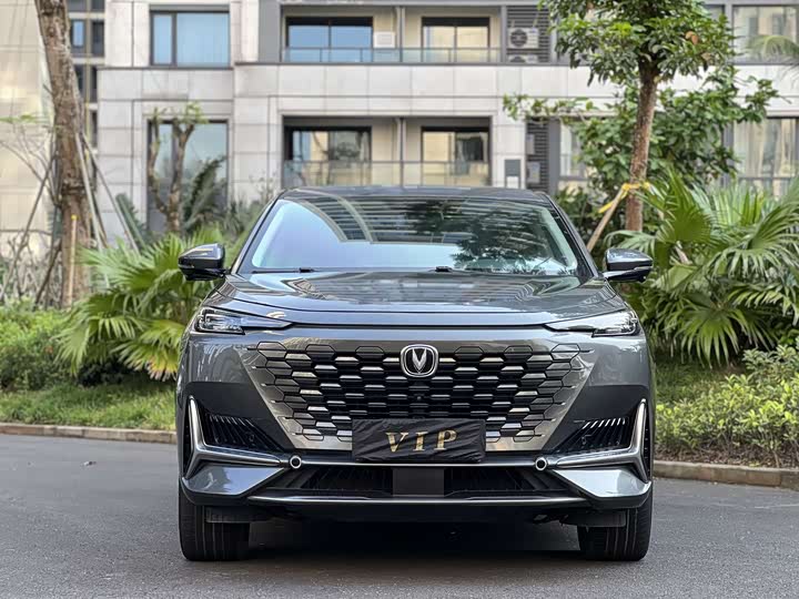 Фото 2 - Changan UNI-K Hybrid