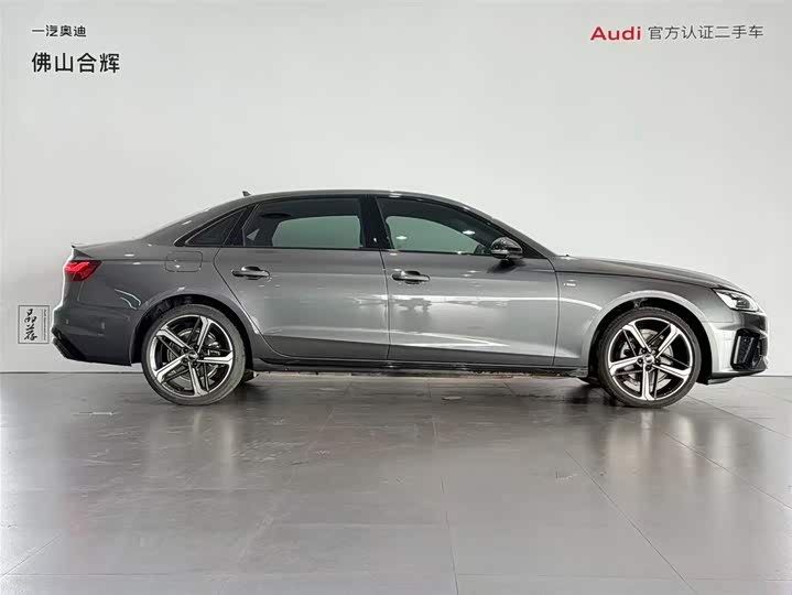 Фото 3 - Audi A4L