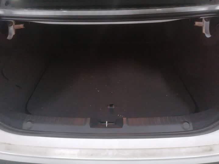 Фото 4 - Geely Galaxy L6